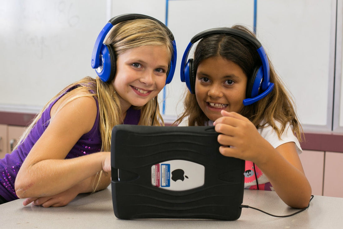 ThinkWrite Headsets: A Collaboration Tool